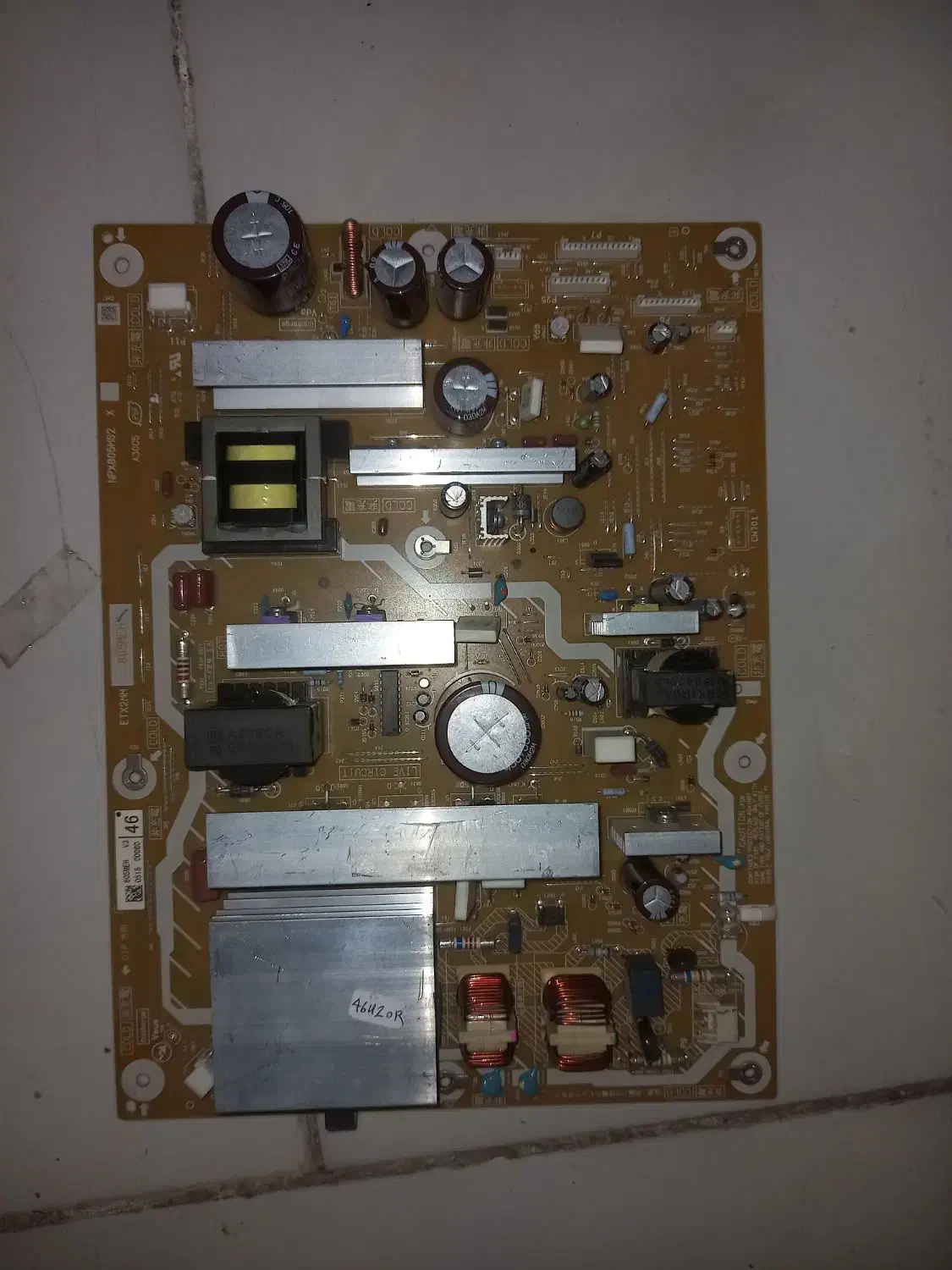 تعمیر تلویزیون LCD-LED-سولاردام|تلویزیون و پروژکتور|سمنان, |دیوار