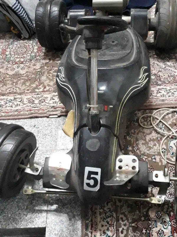 ماشین شارژی|اسباب‌‌بازی|قم, باجک دو|دیوار