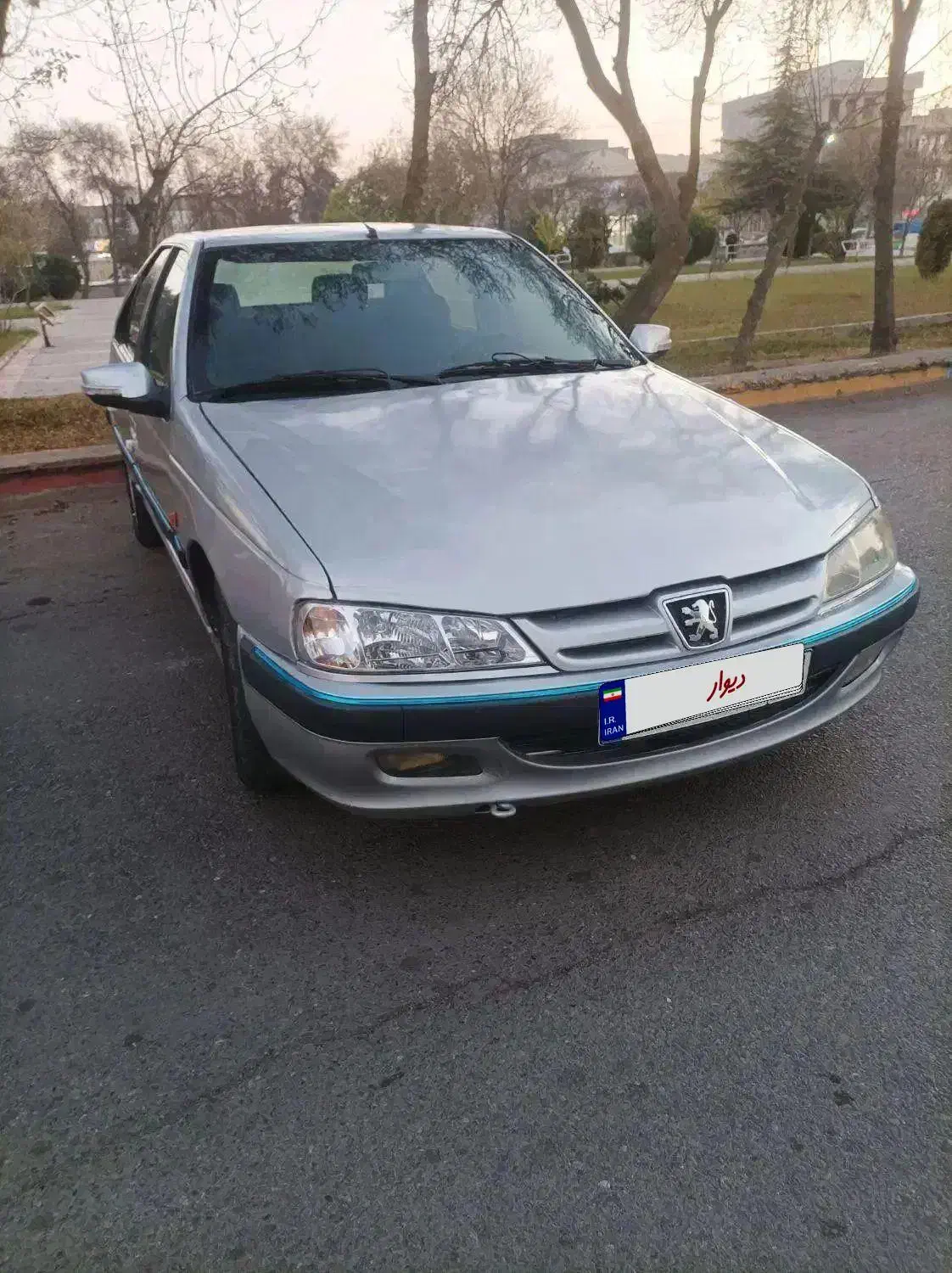 پژو پارس|خودرو سواری و وانت|پارس‌آباد, |دیوار