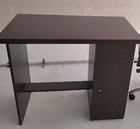 فروش میز کامپیوتر و تحریر تمییز و درحدنو|میز تحریر و کامپیوتر|علی‌آباد کتول, |دیوار