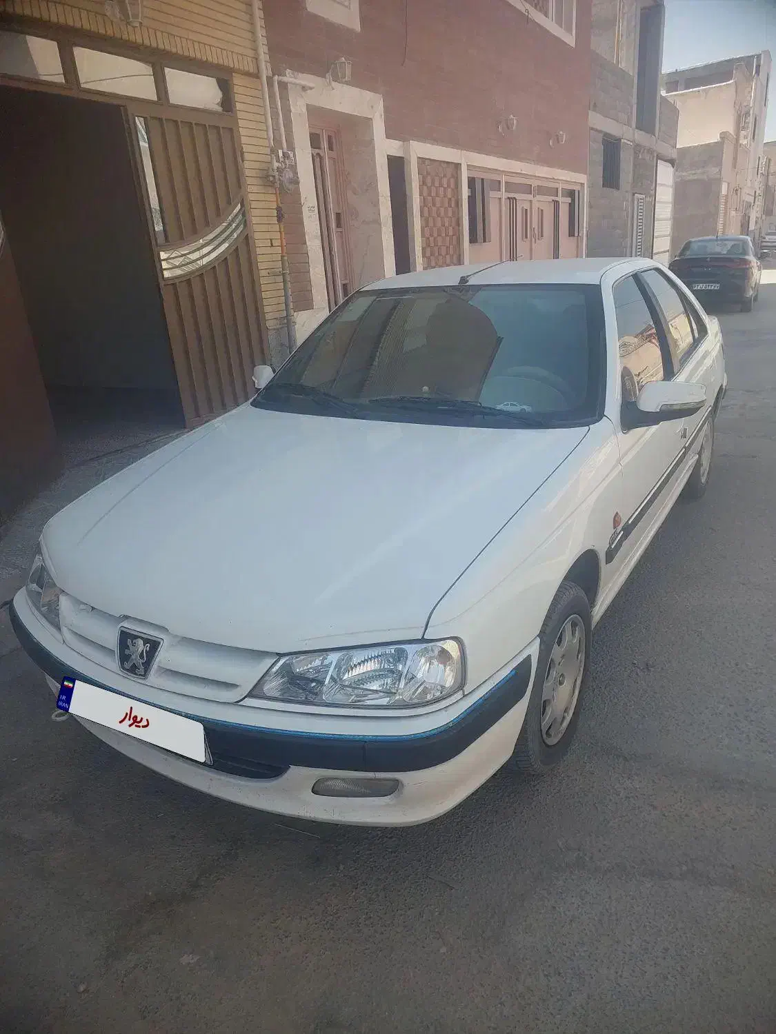 پژو سال ۹۷ دوگانه فابریک|خودرو سواری و وانت|شهرضا, |دیوار