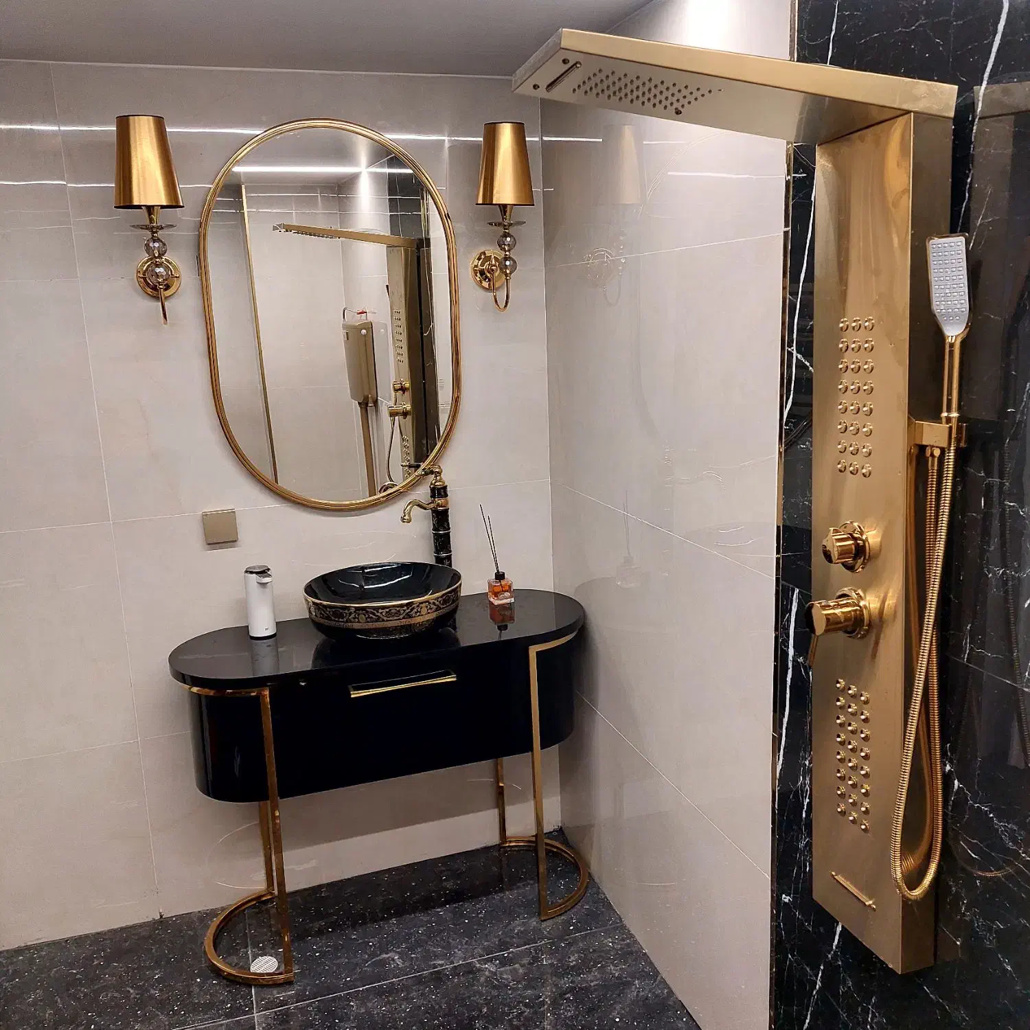 لوله کشی سرد و گرم تعمیر و نصب شیرآلات و رادیاتور|خدمات پیشه و مهارت|تبریز, |دیوار