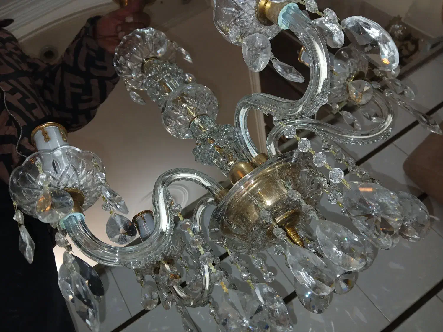 یک جفت لوستر تمامی آویز ها خارجی ترک|لوستر و چراغ آویز|اصفهان, همدانیان|دیوار