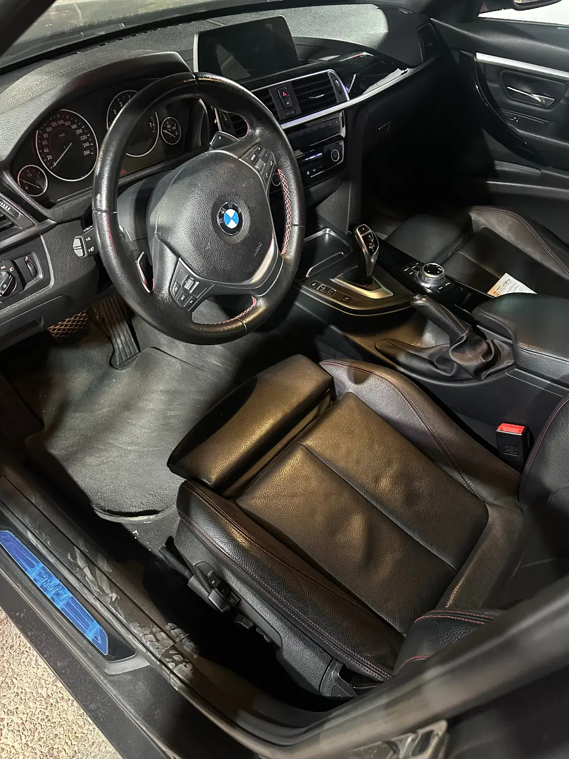 bmw 320i 2018|خودرو سواری و وانت|شیراز, زرگری|دیوار