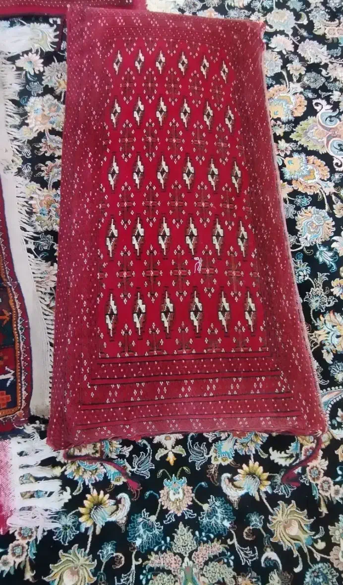 فروش قالیچه دستباف کناره و پشتی دستباف|فرش|گلبهار, شهر جدید گلبهار|دیوار