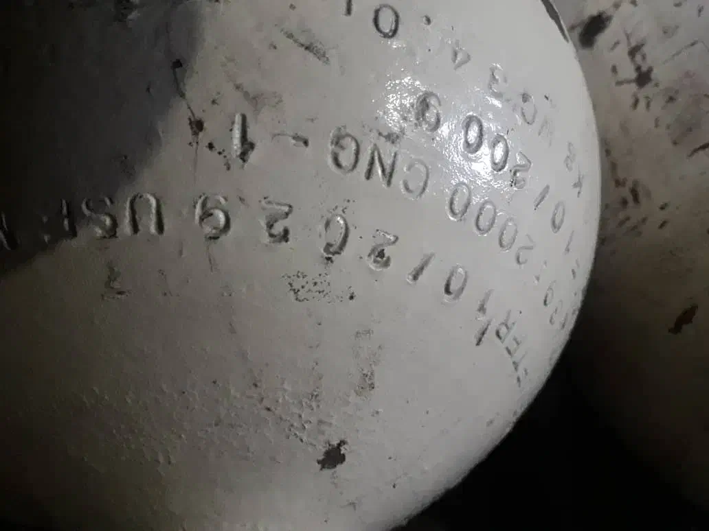 کپسول گاز cng دو قلو|قطعات یدکی و لوازم جانبی|لنجان, |دیوار