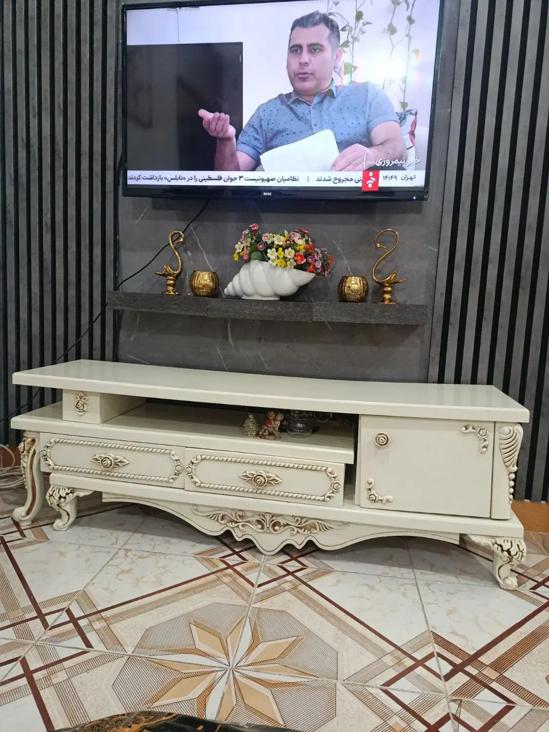 میز تلویزیون|میز تلویزیون|رشت, حمیدیان|دیوار