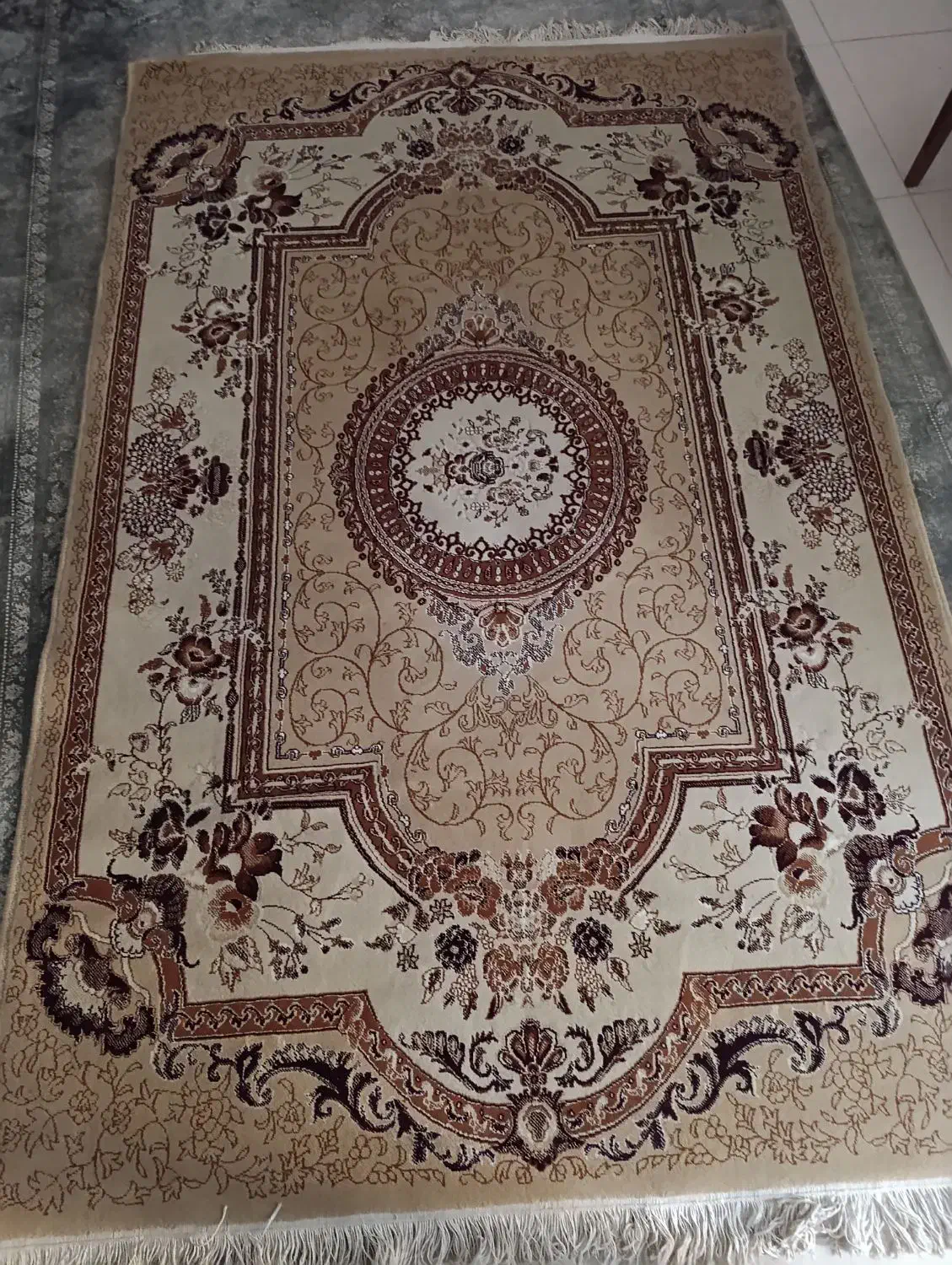 دوعدد فرش چهار متری وشیش متری به فروش میرسد|فرش|دماوند, مسکن مهر گیلاوند|دیوار