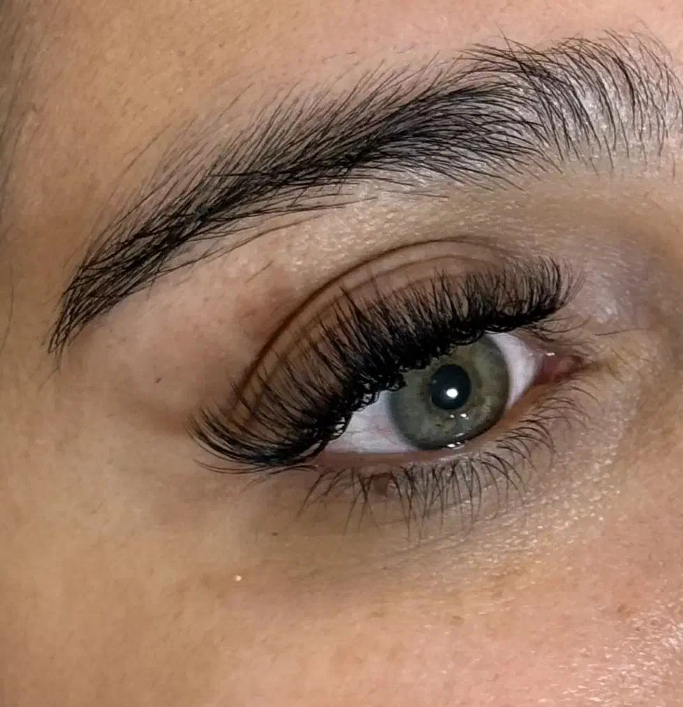 اکستنشن مژه|خدمات آرایشگری و زیبایی|شهرکرد, |دیوار