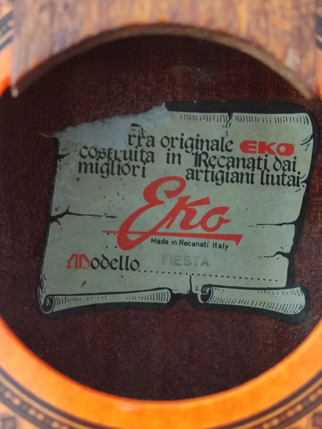 گیتار آکوستیک Eko ایتالیایی|گیتار، بیس، امپلیفایر|اصفهان, جلفا|دیوار