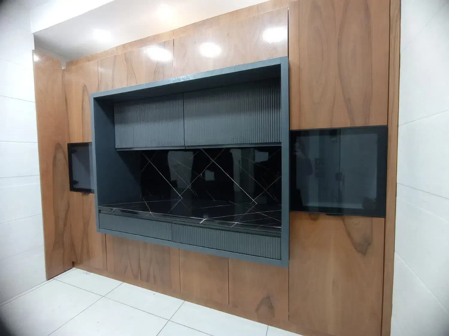 واگذاری نمایشگاه کابینت|اجارهٔ مغازه و غرفه|خمینی‌شهر, |دیوار