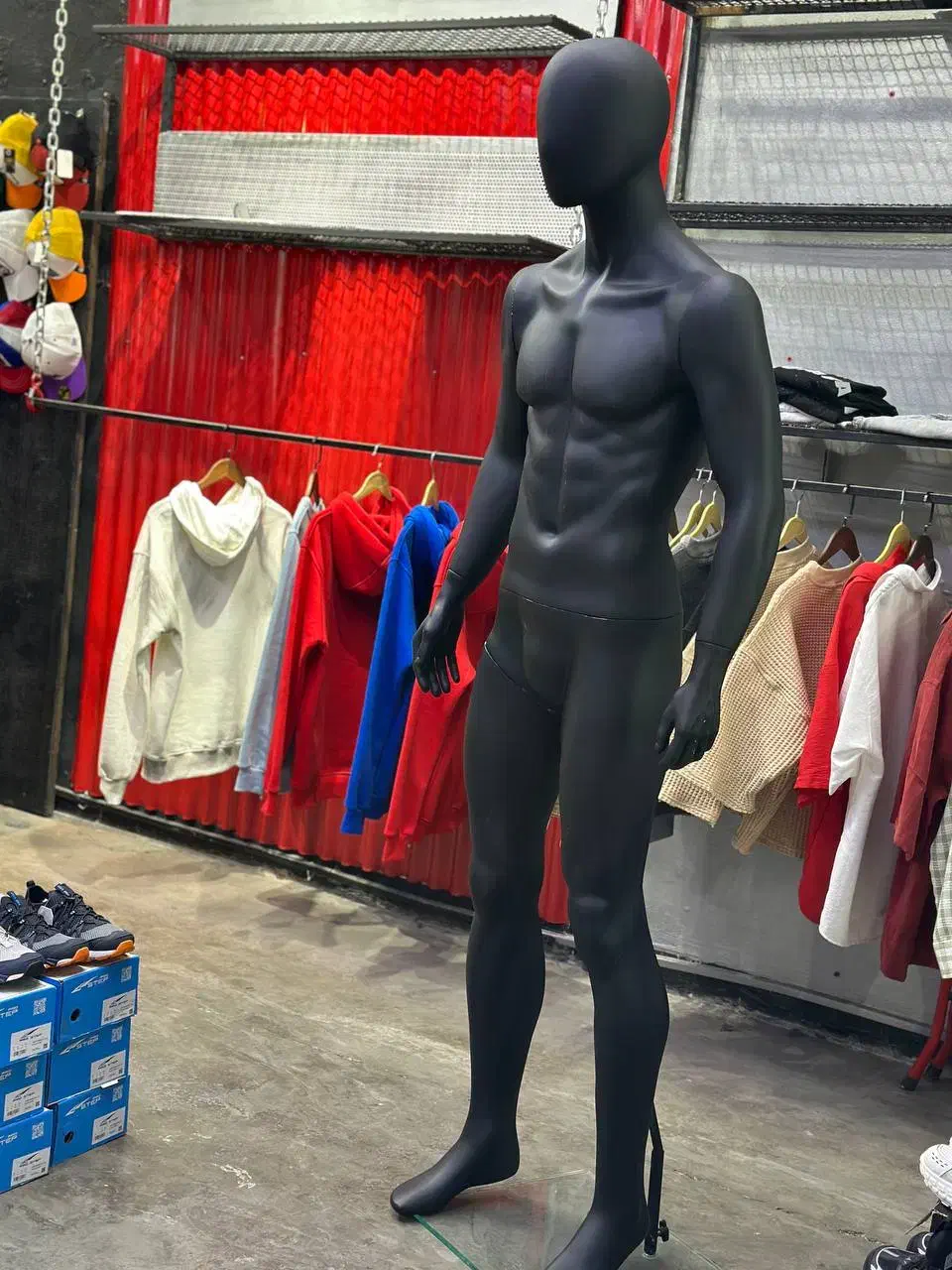 فروش مانکن ایستاده و نشسته|فروشگاه و مغازه|ایزدشهر, |دیوار