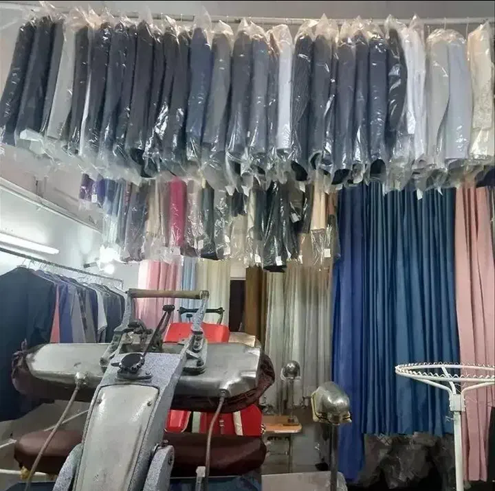 خشکشویی خیام.رنگ لباس|خدمات نظافت|دورود, |دیوار