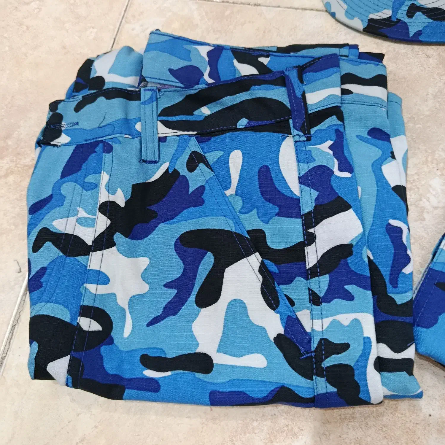 لباس نظامی ارتش|لباس|کرج, مطهری|دیوار