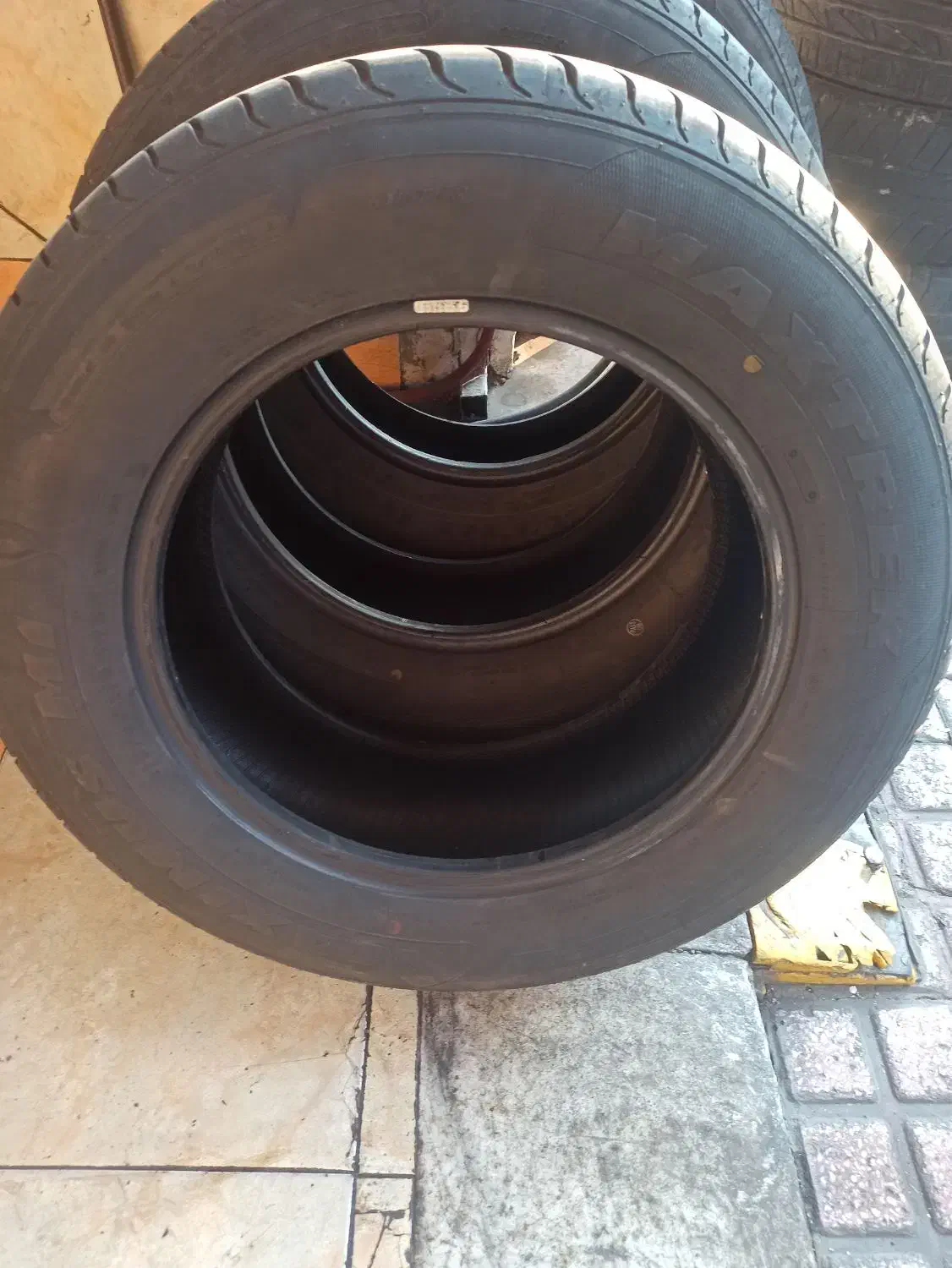 لاستیک ۲۱۵/۶۵/۱۶|قطعات یدکی و لوازم جانبی|تهران, خاک سفید|دیوار