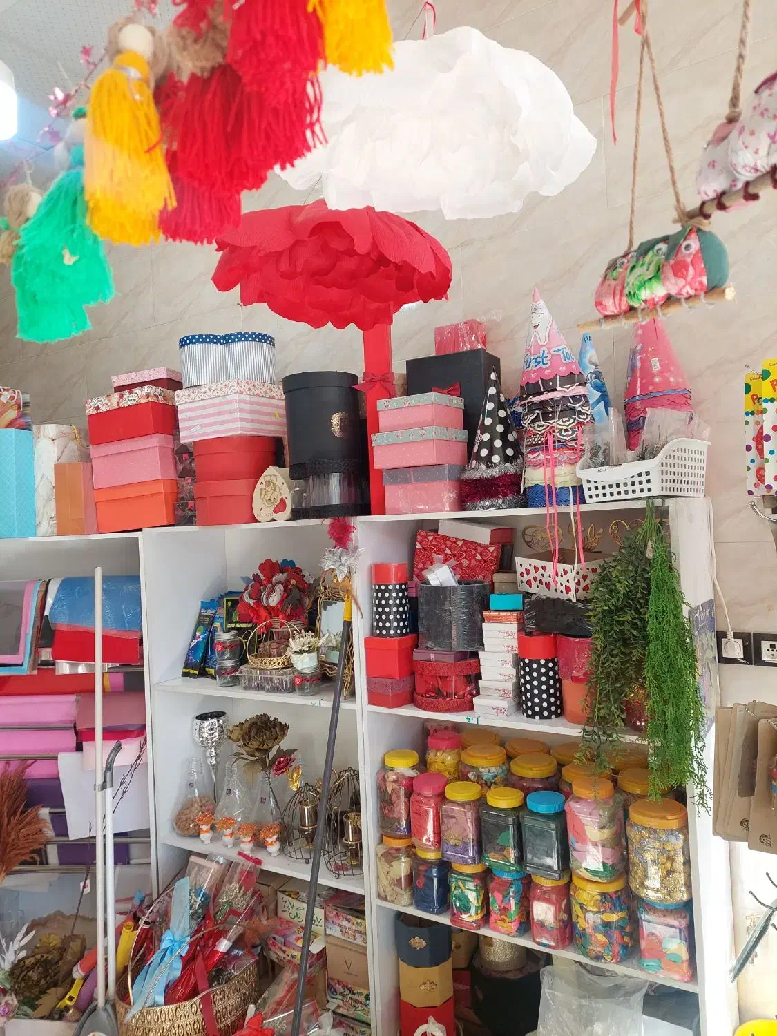 واگذاری کلیه وسایل به صورت کامل|فروشگاه و مغازه|شیروان (خراسان), |دیوار