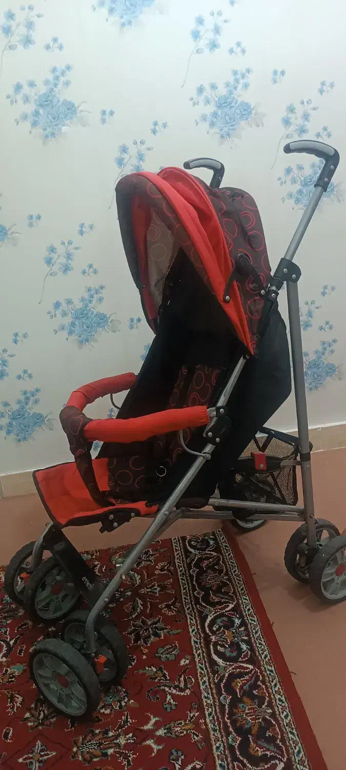 کالسکه خارجی تاشو درحد نو|کالسکه و لوازم جانبی|ساوه, |دیوار