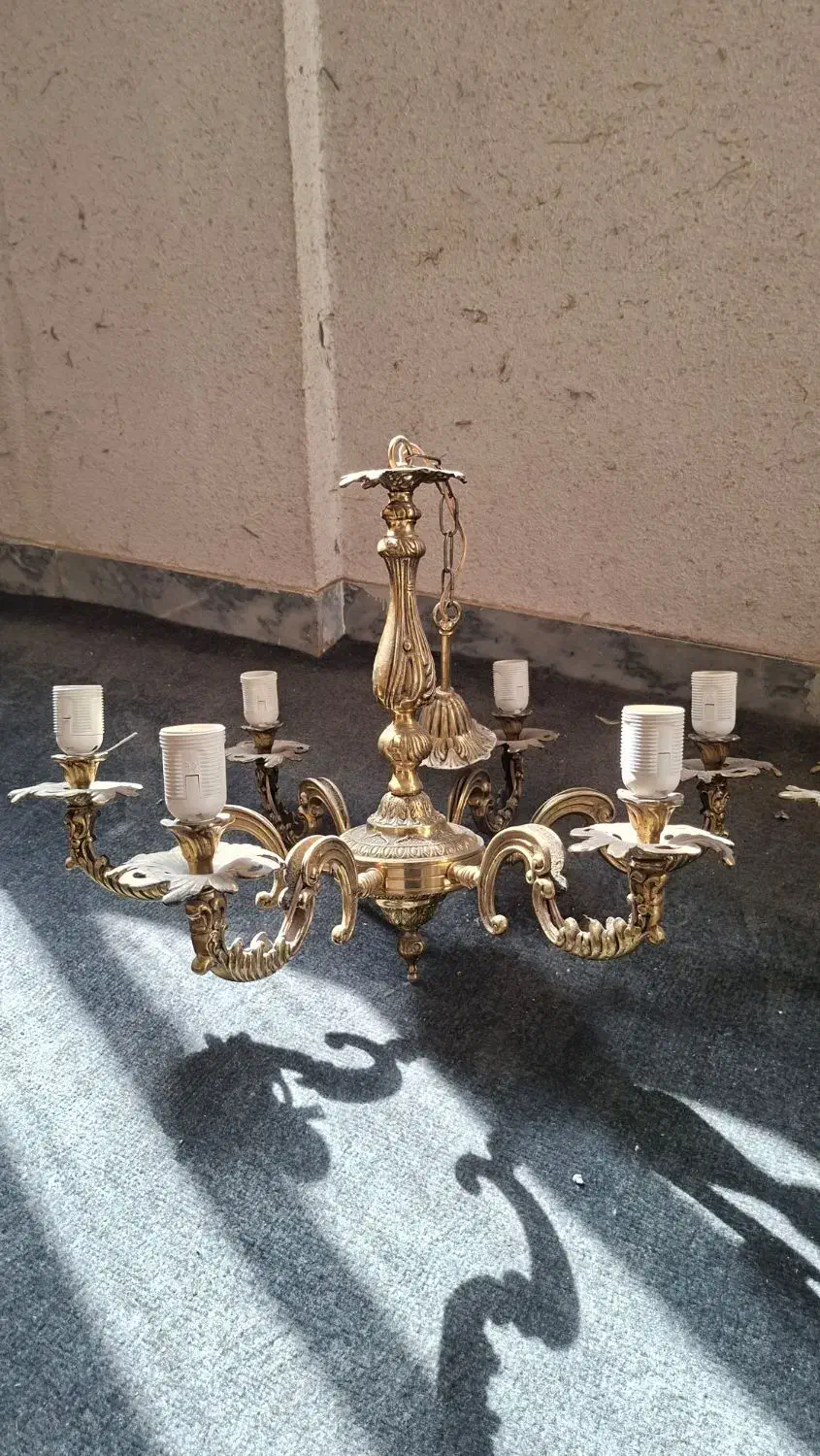 فروش ۳ لوستر برنجی قدیمی سنگین|لوستر و چراغ آویز|تهران, شکوفه|دیوار