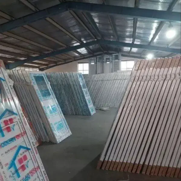 درب دوجداره آلومینیومی‌ ضدسرقت اتاقی سرویس پلیسه|مصالح و تجهیزات ساختمان|خرم‌آباد, |دیوار