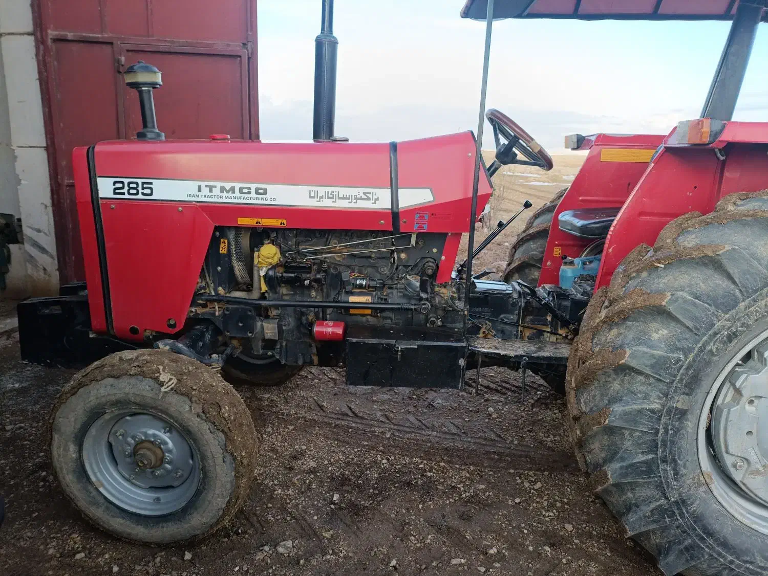 تراکتور 285مدل90یک عتیقه واقعی لاستیک نو|خودرو سنگین|دهگلان, |دیوار