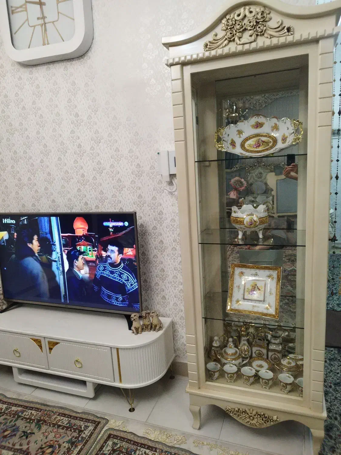 دو عدد بوفه ست|بوفه، ویترین، کنسول|تویسرکان, |دیوار