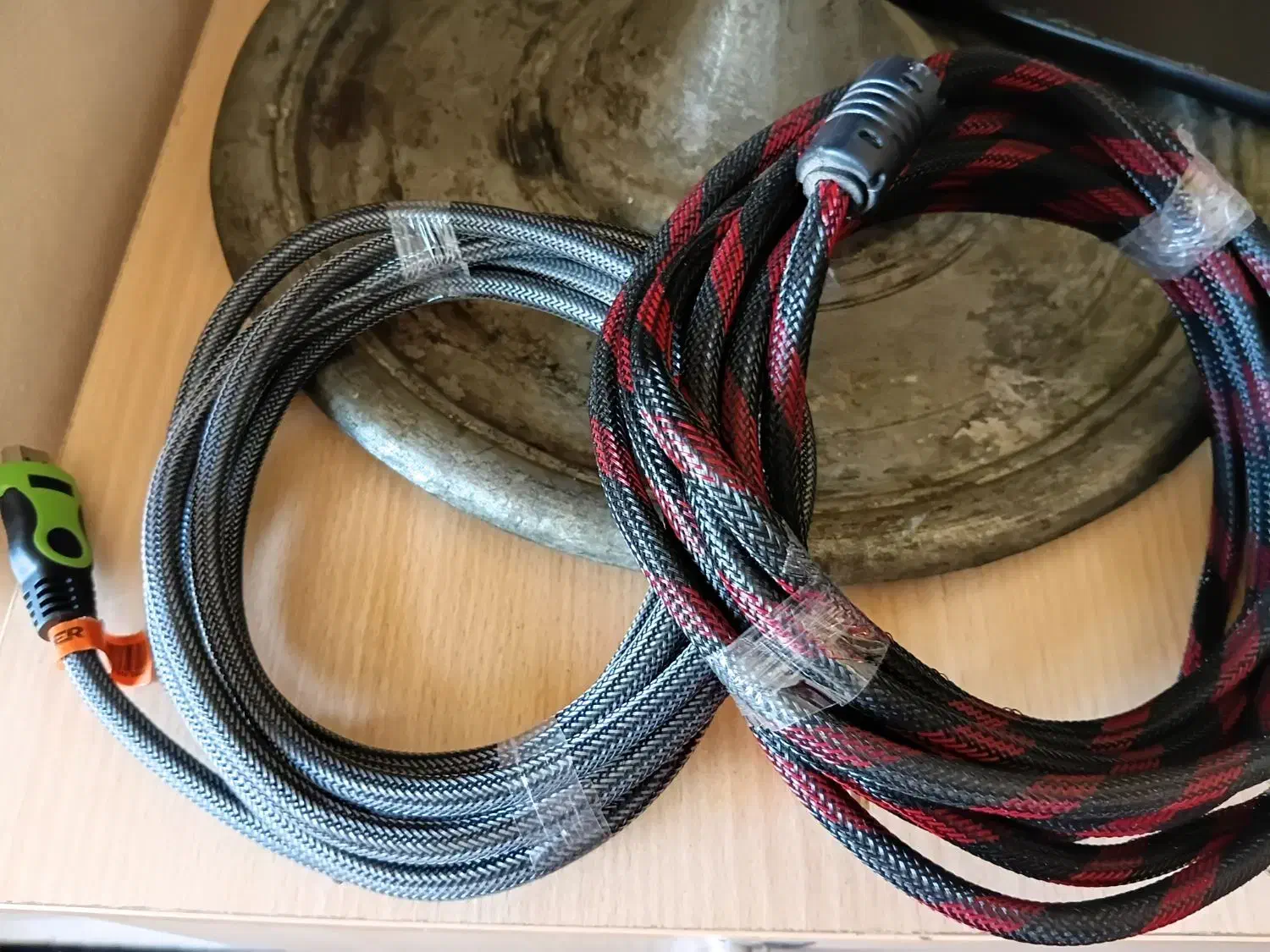 ۲ عدد کابل اچ دی ۵ و ۳ متری|قطعات و لوازم جانبی رایانه|تهران, بوستان سرخه حصار|دیوار