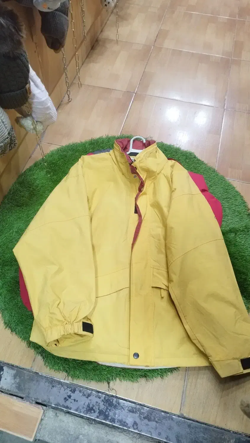 بادگیر تاناکورا|لباس|کوهسار (البرز), |دیوار