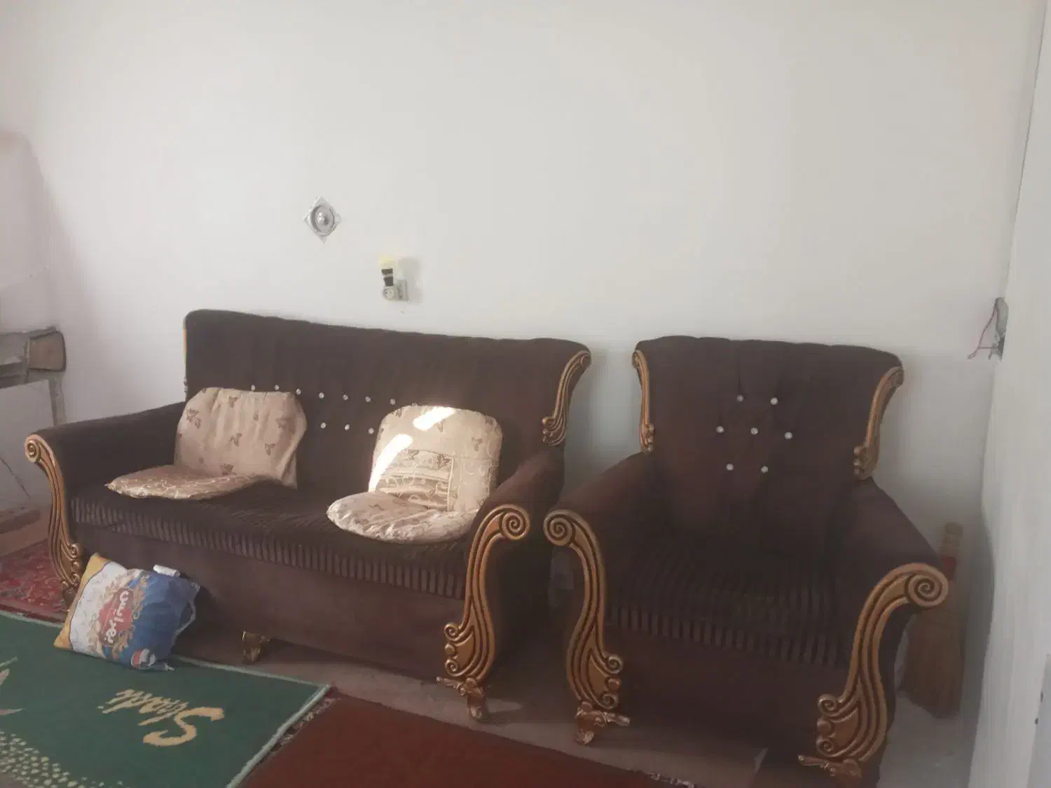 مبل راحتی هفت نفره کار کرده|مبلمان خانگی و میز عسلی|بناب, |دیوار