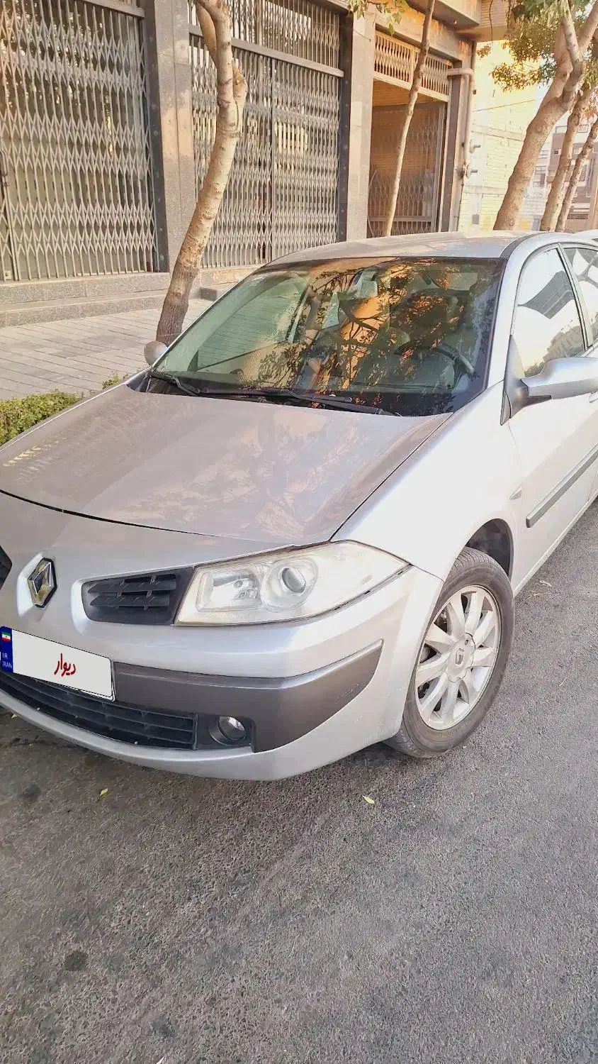 مگان اتوماتیک مانیتور دار|خودرو سواری و وانت|نجفآباد, ۲۲ بهمن|دیوار