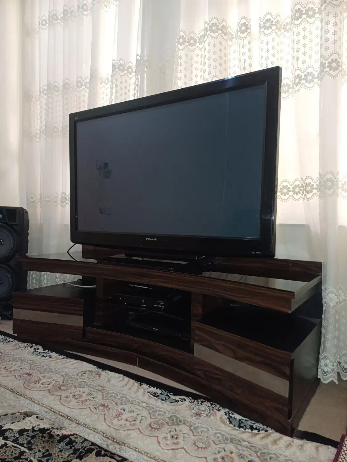 آل سی دی ۴۶ پاناسونیک همراه با میز|تلویزیون و پروژکتور|ایذه, |دیوار