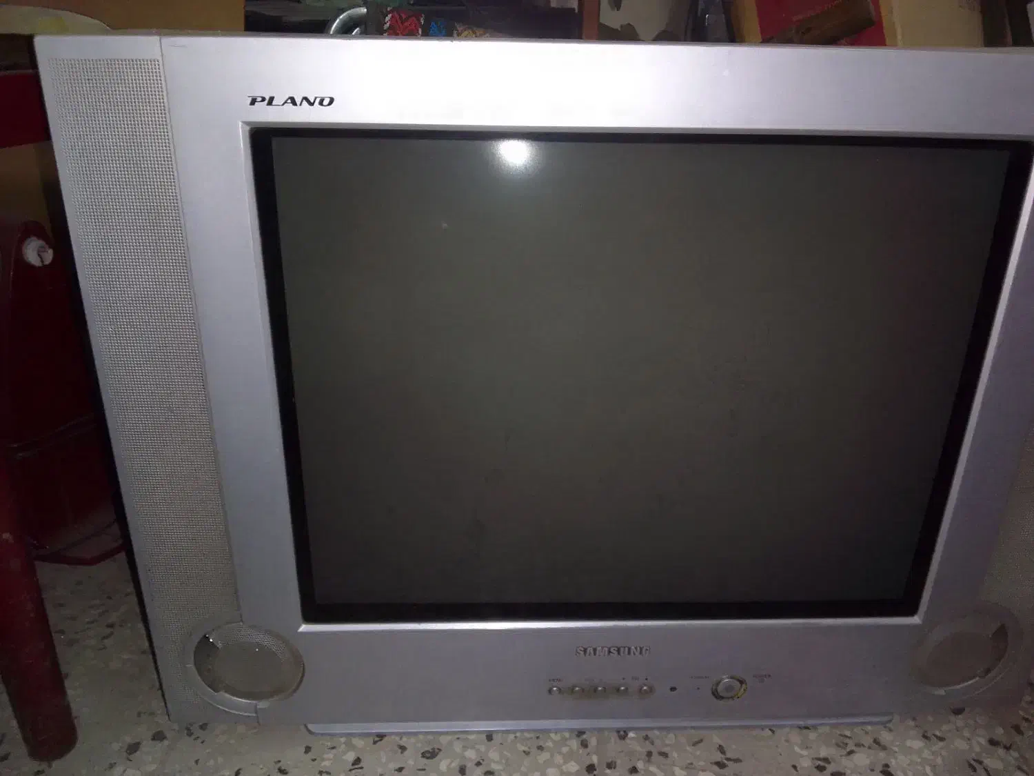 LED LCD تلویزیون|تلویزیون و پروژکتور|آزادشهر, |دیوار