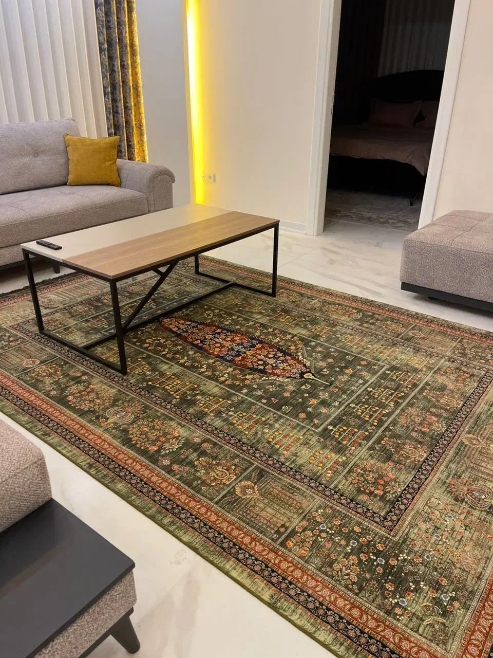 فرش|فرش|کیش, |دیوار