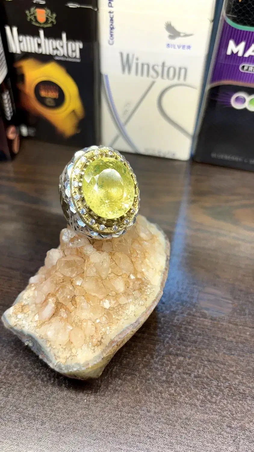 توپاز لیمویی اصل‌آب طلا|جواهرات|اصفهان, اشکاوند|دیوار