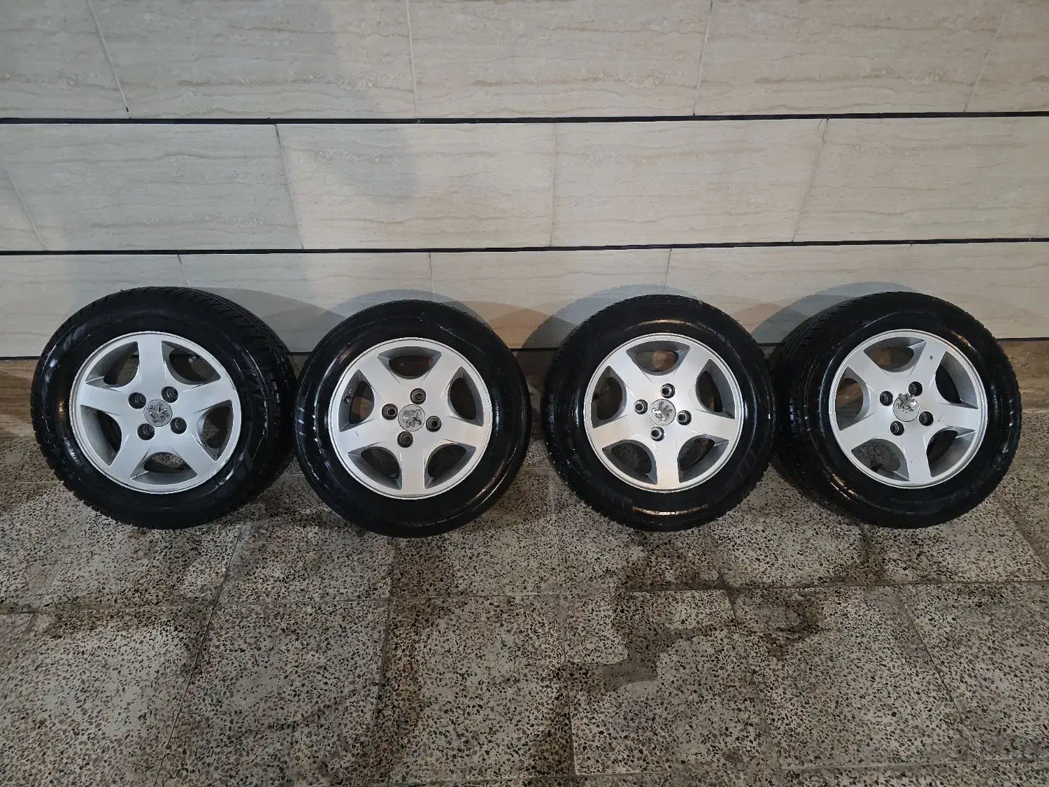 رینگ تورنادو با لاستیک|قطعات یدکی و لوازم جانبی|قزوین, |دیوار