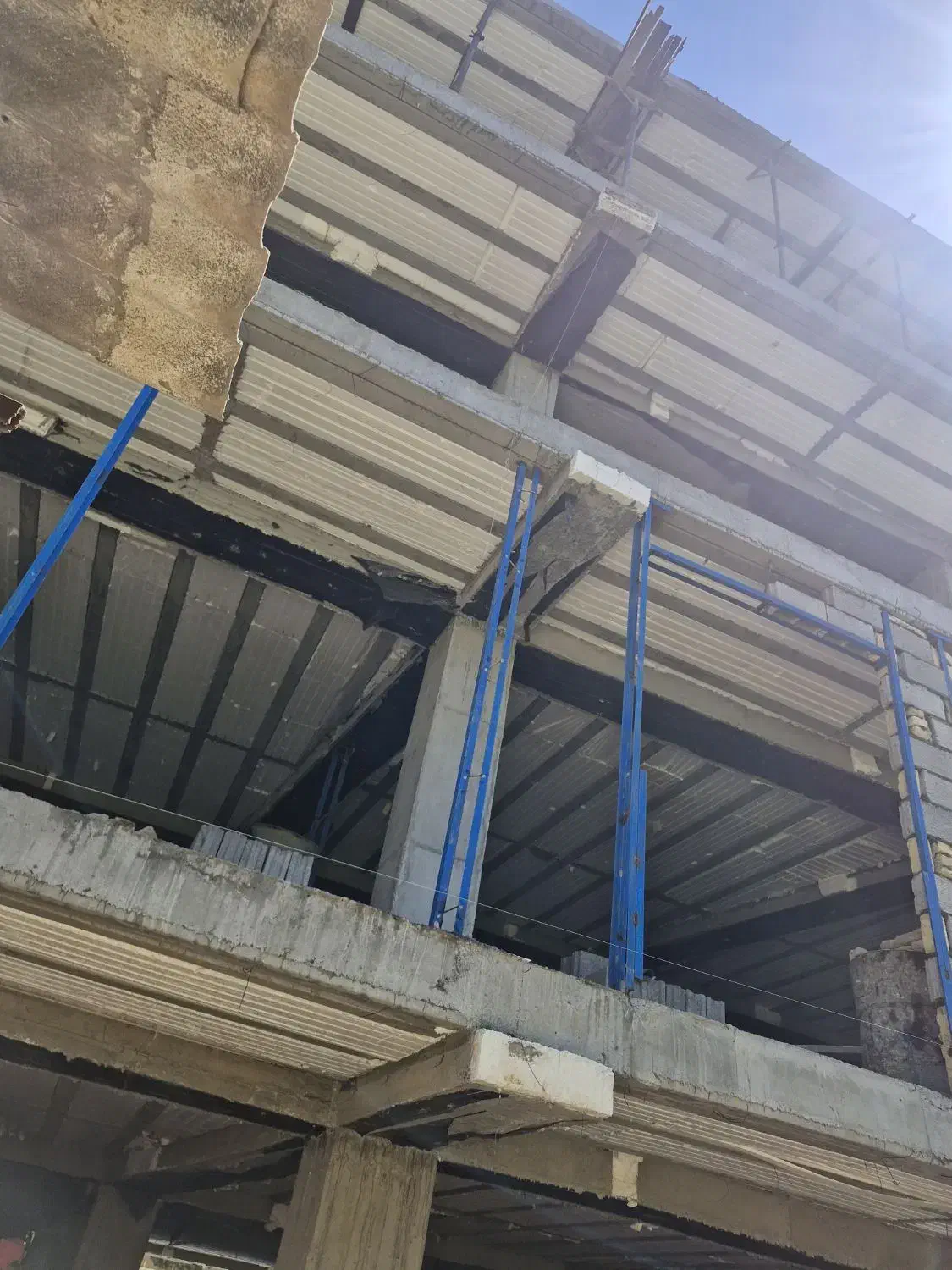 اپارتمان ۱۰۰ متری  دو خوابه فرهادی|پیش‌فروش املاک|بجنورد, |دیوار