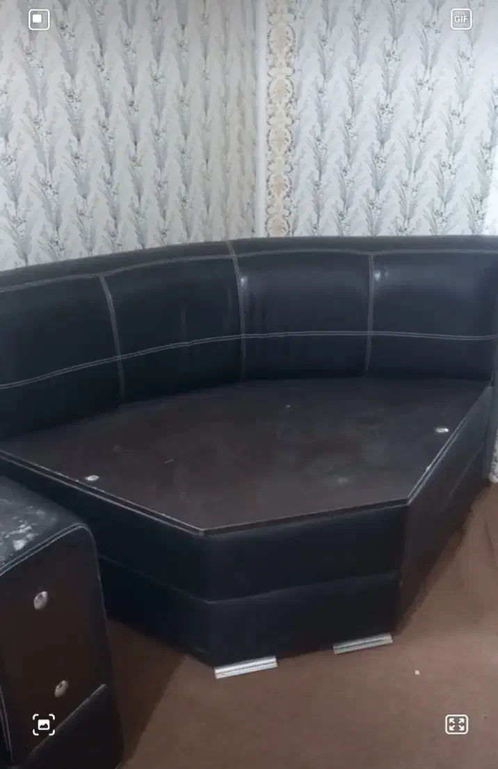 یک دست مبل چرم اسپورت|مبلمان خانگی و میز عسلی|بجنورد, |دیوار