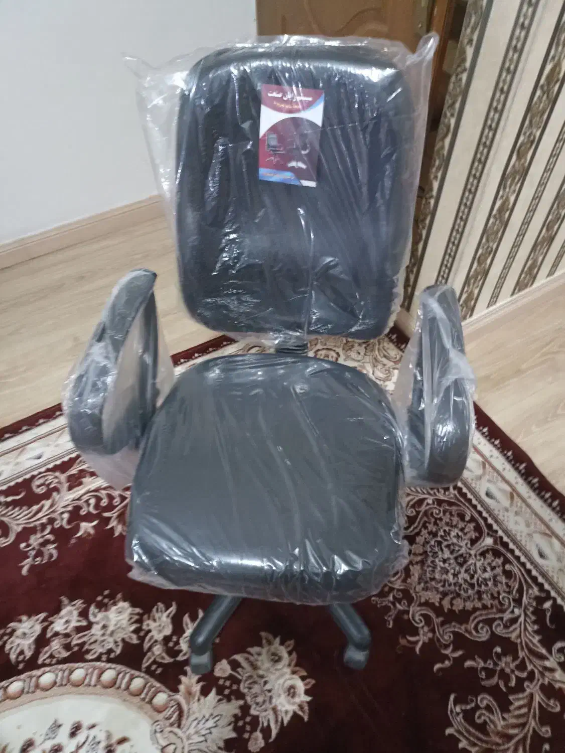 3 عدد صندلی کامپیوتر کاملاً سالم|صندلی و نیمکت|پاکدشت, حصار امیر|دیوار