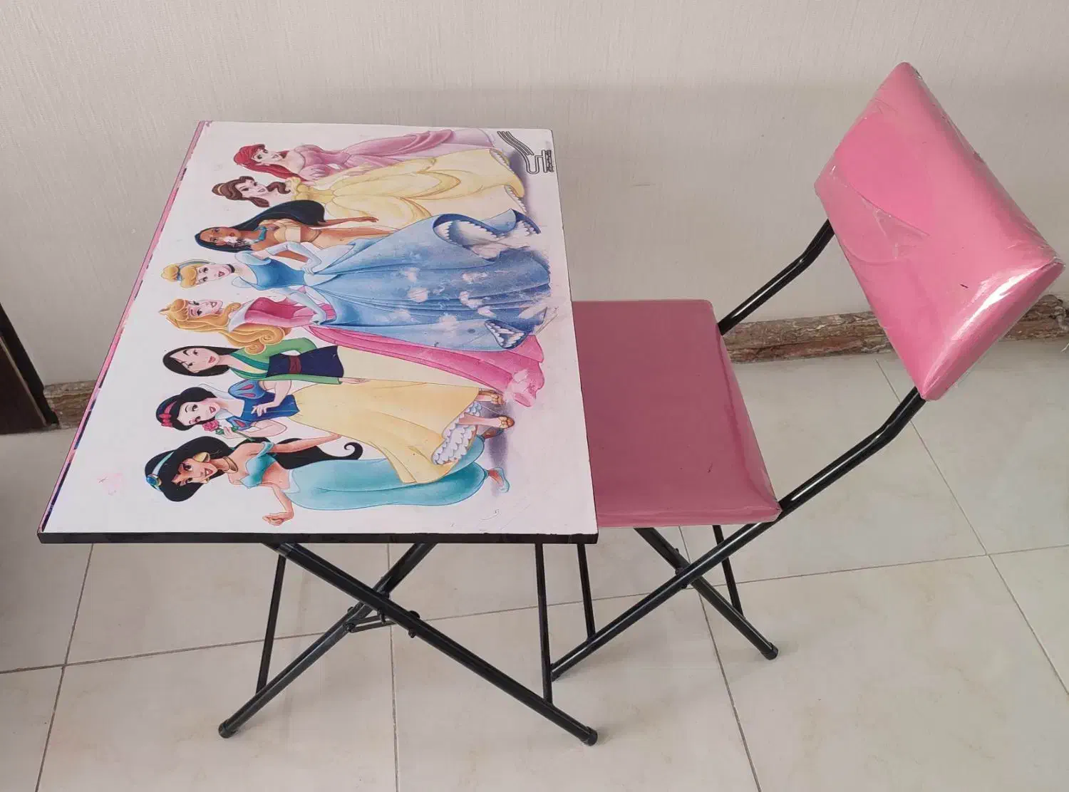 میز تحریر و صندلی تاشو|میز تحریر و کامپیوتر|خوانسار, |دیوار