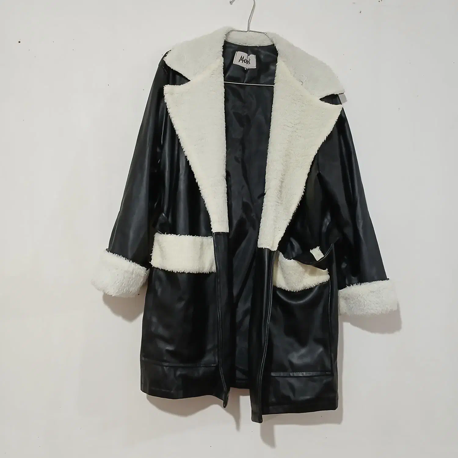 پلیور چرم|لباس|بندر ماهشهر, |دیوار