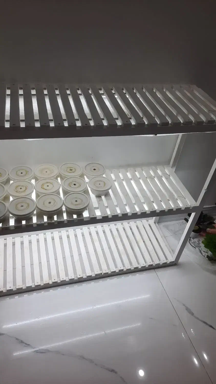 استند گل|کتابخانه، شلف، قفسه‌های دیواری|کرج, شاهین‌ویلا|دیوار