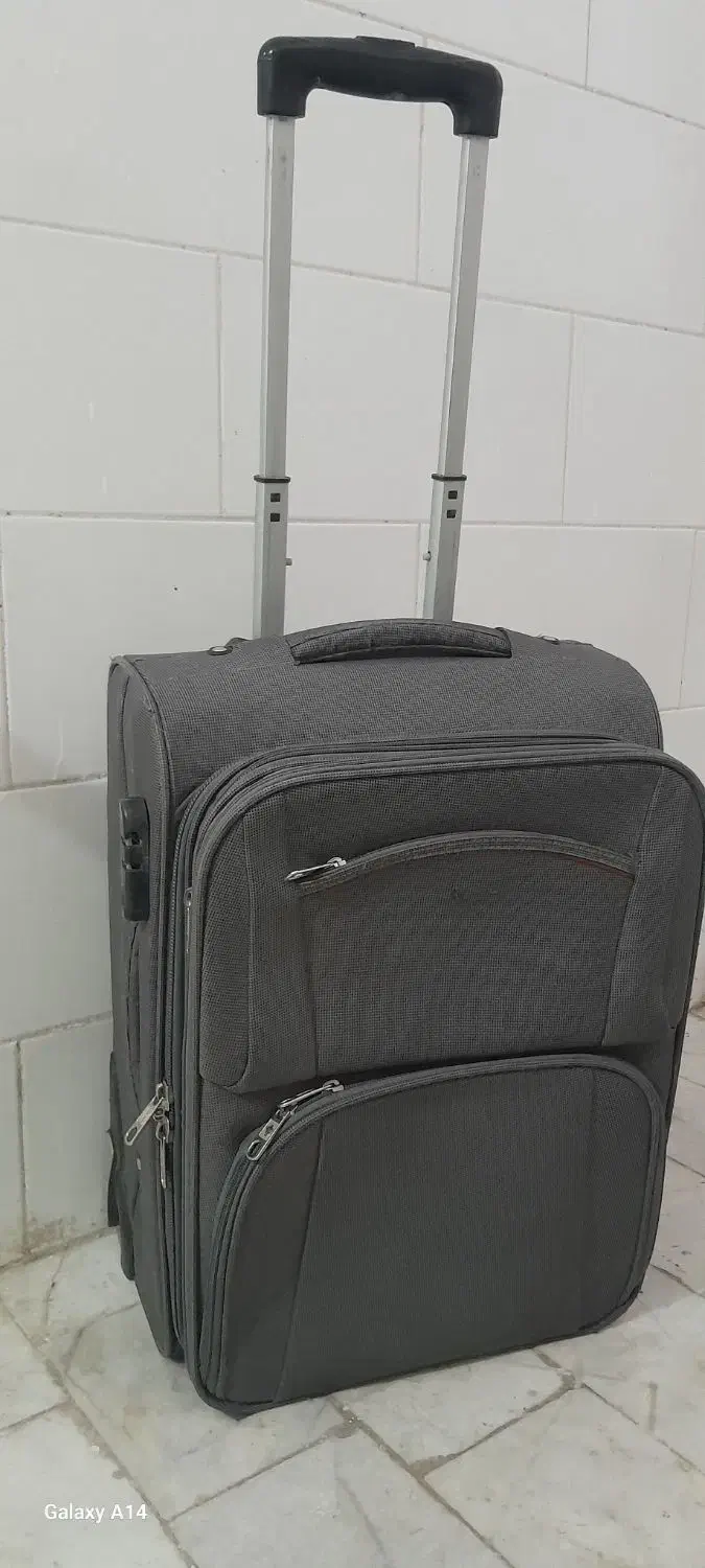 چمدان|کیف، کفش، کمربند|یزد, |دیوار