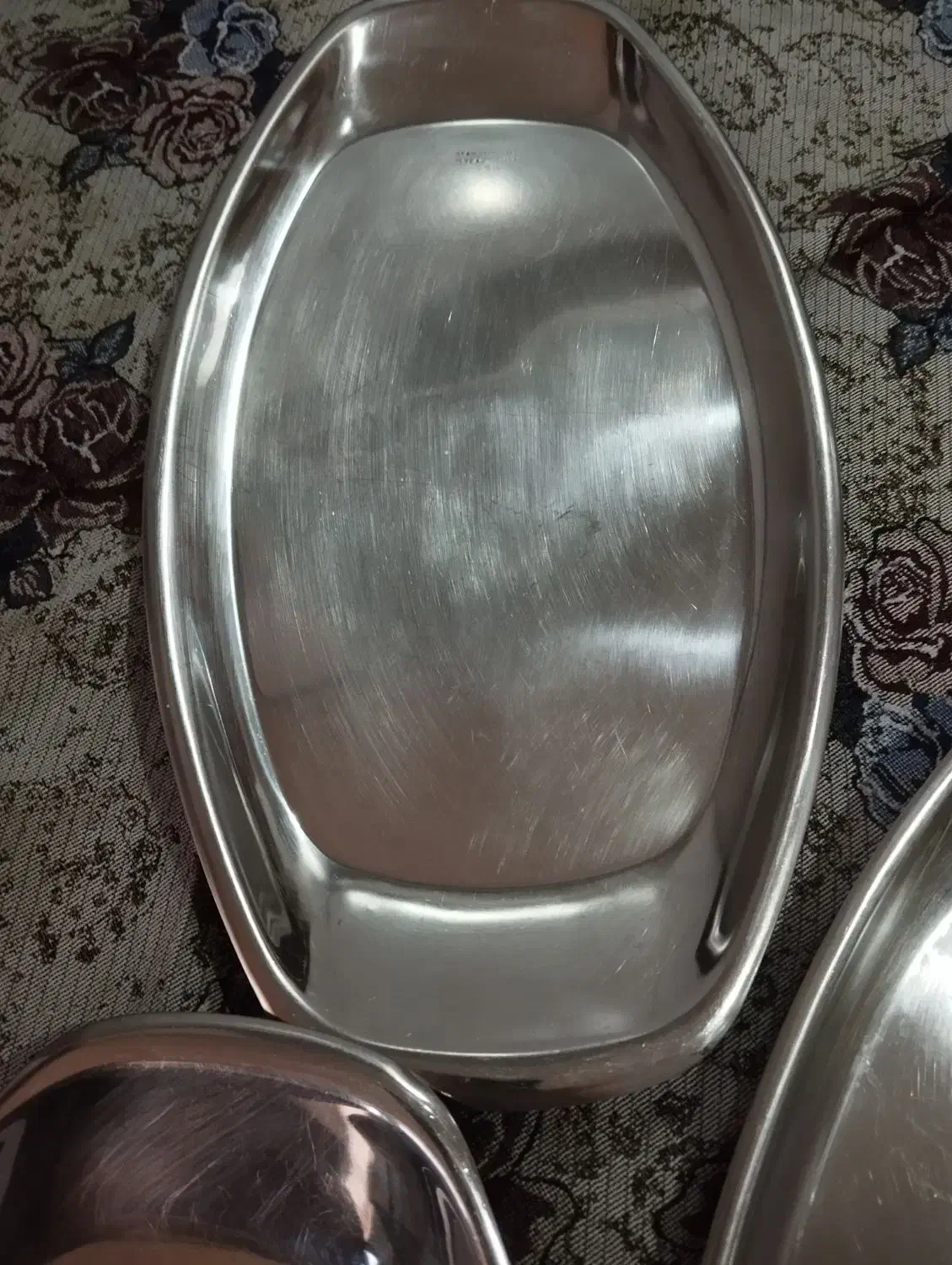 سه عدد دیس برنج بزرگ و یک عدد سینی سماور|ظروف سرو و پذیرایی|صباشهر, |دیوار