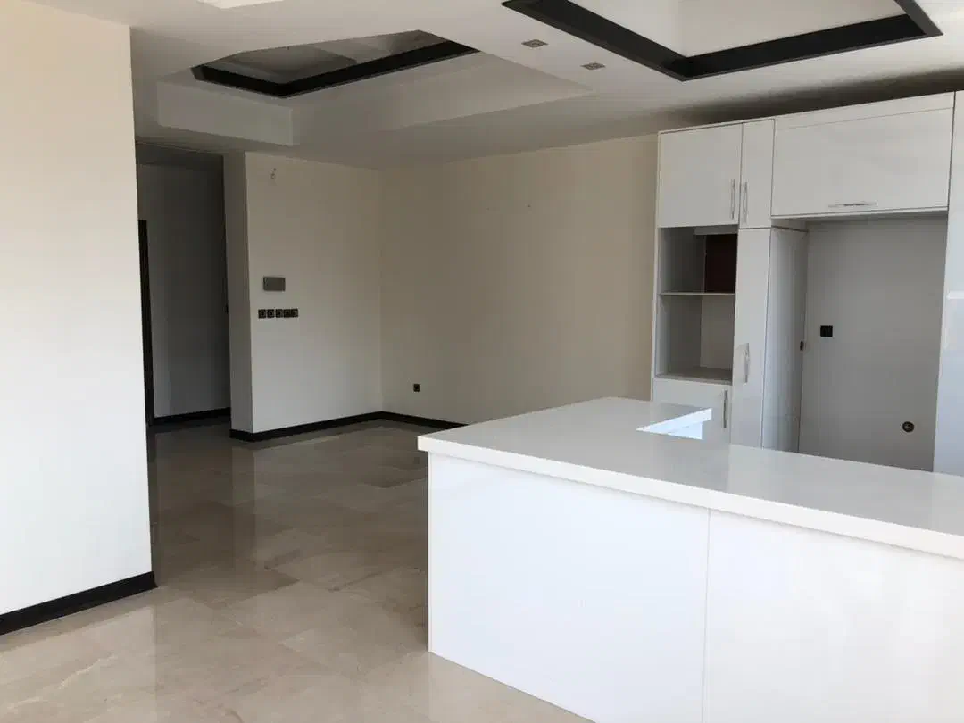 آپارتمان ۱۵۰ متری زعفرانیه طبقه بالا|فروش آپارتمان|تهران, زعفرانیه|دیوار