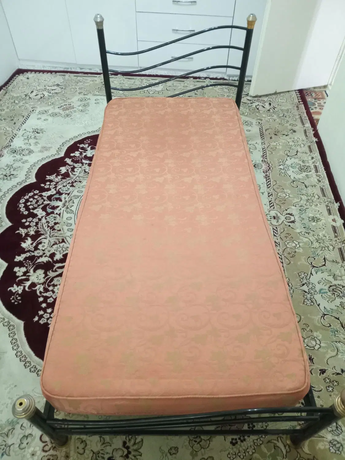 فروشی|تخت و سرویس خواب|بجنورد, |دیوار