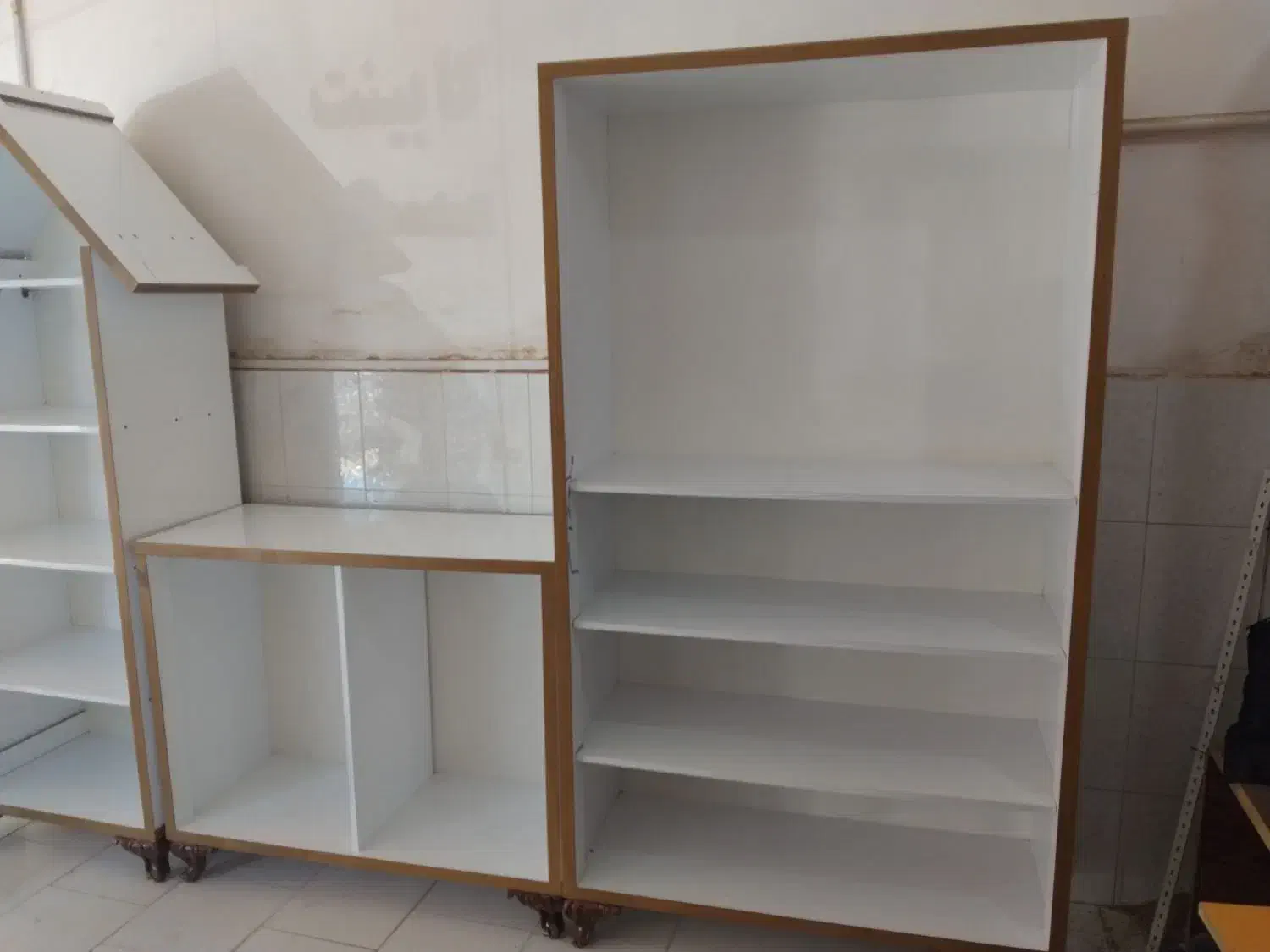 کمد|جاکفشی، کمد، دراور|رشت, یخسازی|دیوار