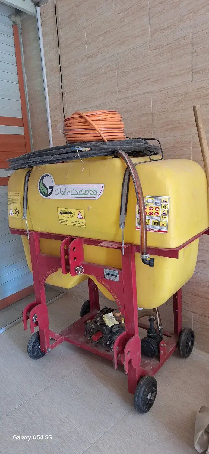 سمپاش ۴۰۰ لیتری|ماشین‌آلات صنعتی|بوشکان, |دیوار