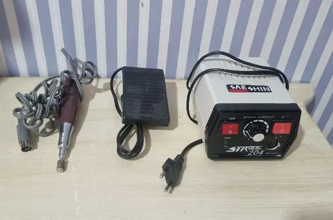 وسایل کاشت ناخن سوهان برقی و یووی|آرایشی، بهداشتی، درمانی|فردیس, فردیس|دیوار