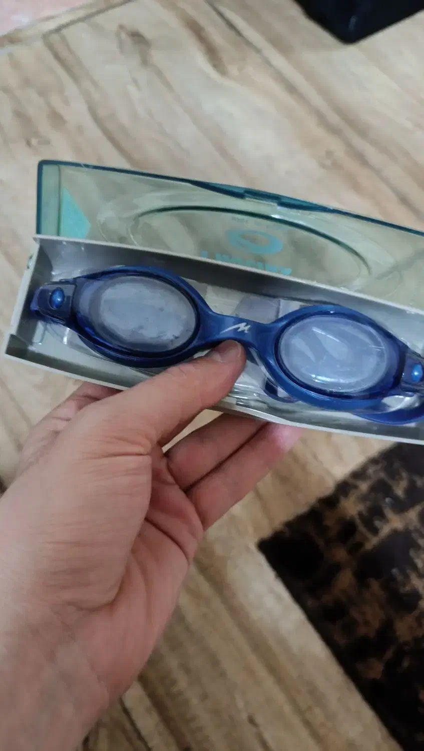 تعدادی عینک شنا برای فروش|غواصی و ورزش‌های آبی|رشت, کوی جام جم|دیوار