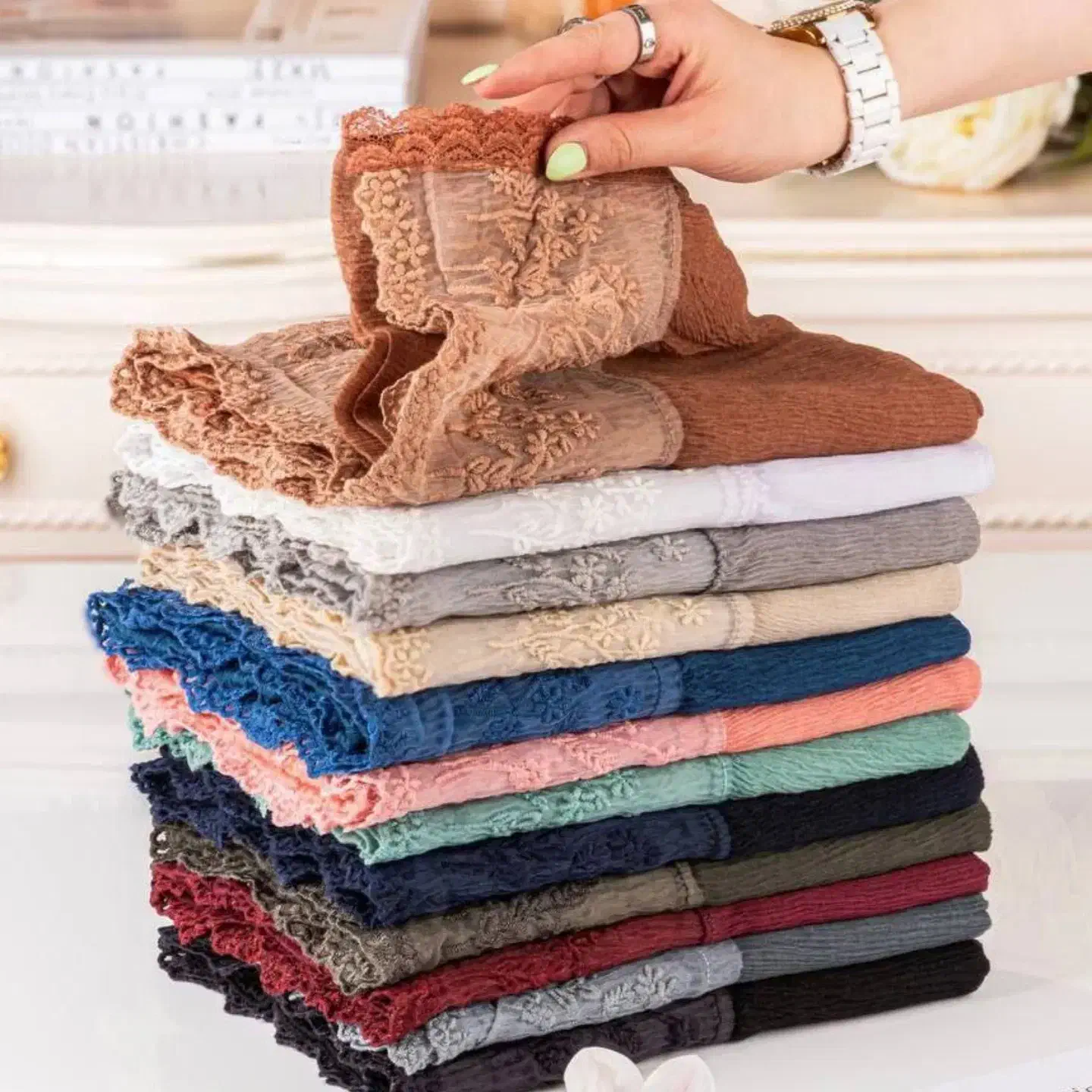 آنلاین شاپ سحر|لباس|ارومیه, |دیوار