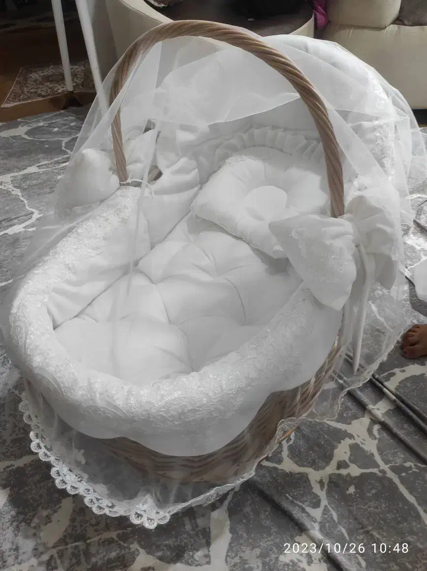 گهواره کودک|تخت و صندلی بچه|شاهین دژ, |دیوار